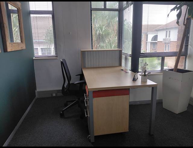 25.20M² OFFICE TO LET IN FOURWAYS
